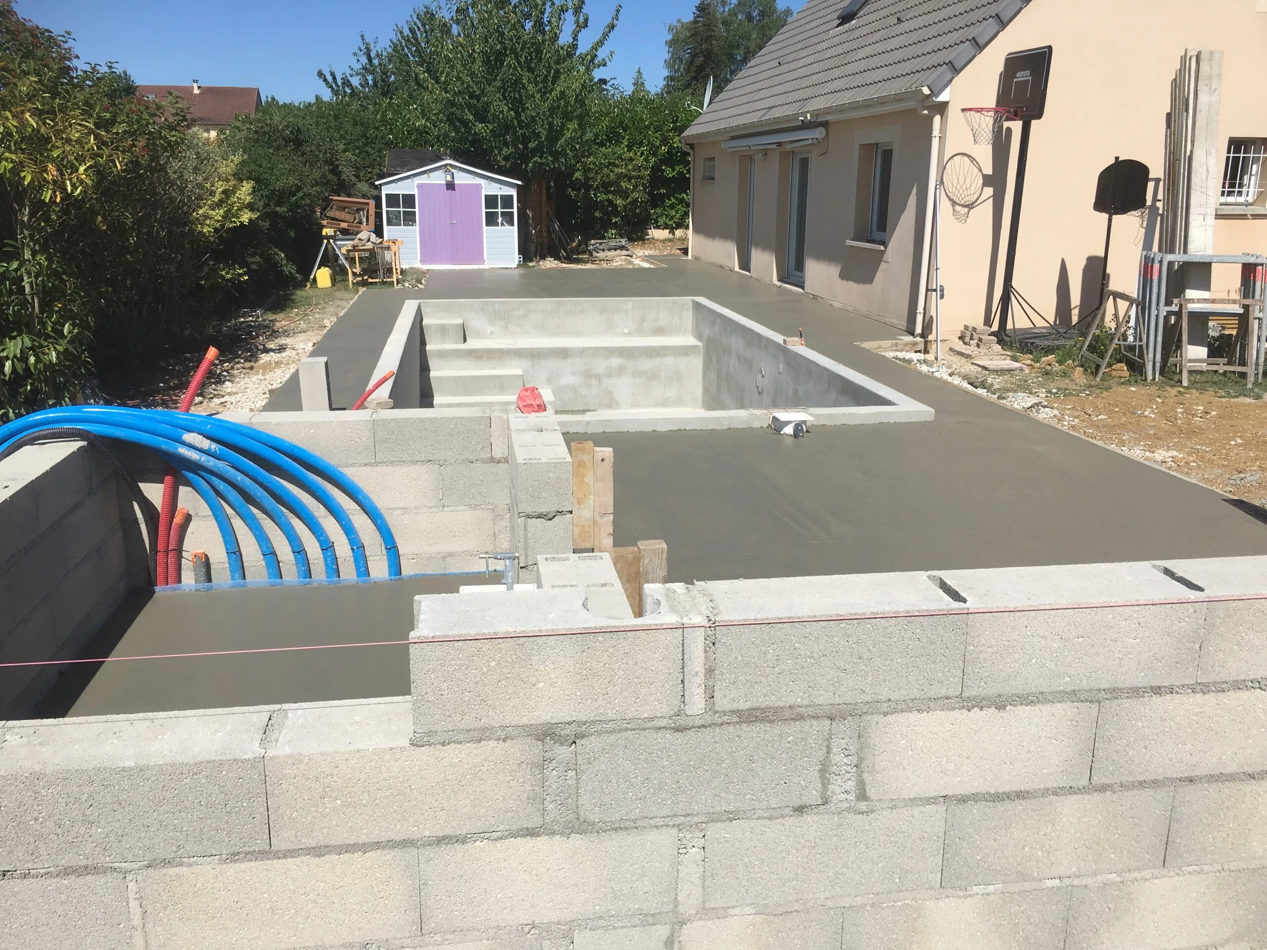 Construction fondations pour cabanon jardin et piscine creusée - SARL Rouget Sébastien