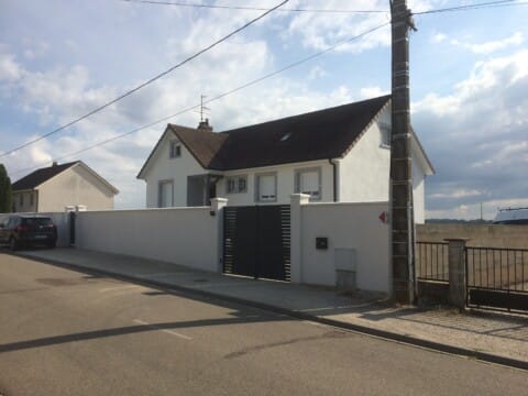 Construction muret avec portail maison individuel - Maçonnerie Rouget